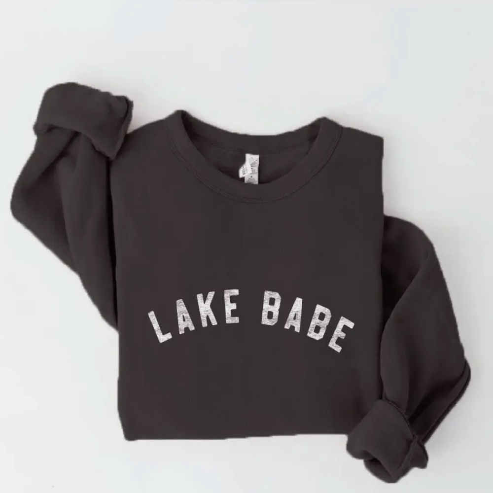 Lake Babe Black Sweatshirt — Women’s Cozy Pullover